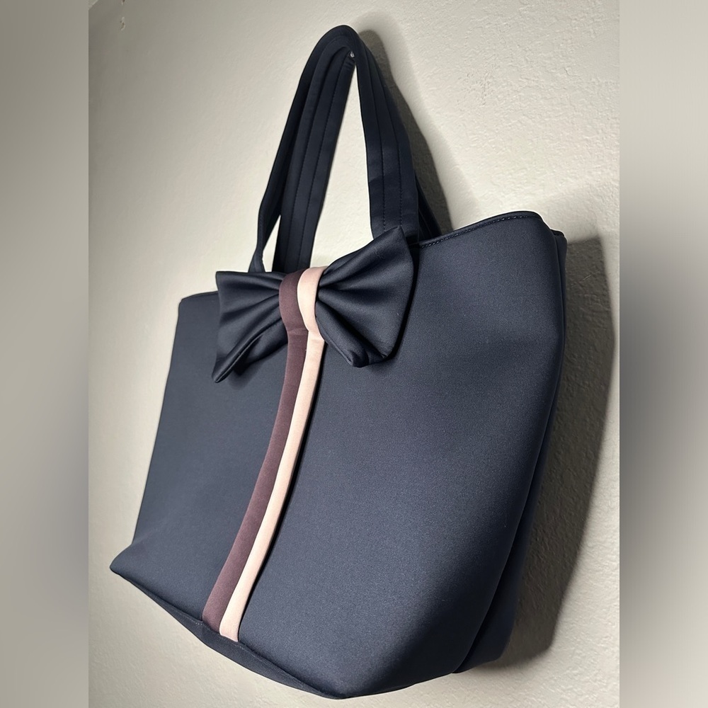 New Without Tags Stella & Dot Crush It Bow Tote Large Tote/ Travel Bag - Picture 3 of 14